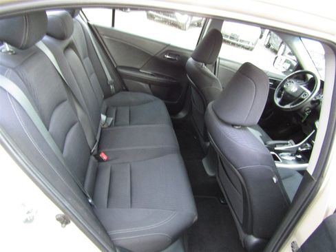 Used 2013 Honda Accord Sport image 19