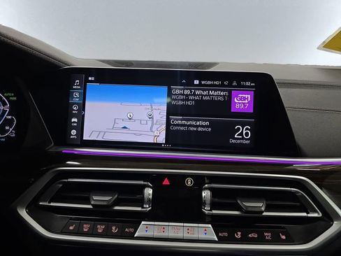 Used 2023 BMW X5 xDrive45e w/ Parking Assistance Package AWD/4WD image 15