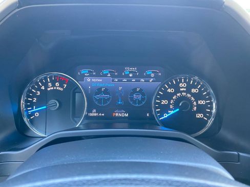 Used 2017 Ford F150 Lariat w/ Equipment Group 502A Luxury AWD/4WD image 14