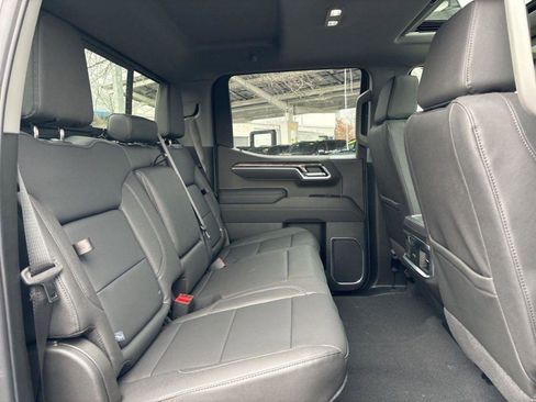 New 2026 Chevrolet Silverado 1500 LTZ w/ LTZ Premium Package AWD/4WD image 28