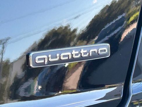 New 2025 Audi Q8 Premium image 60