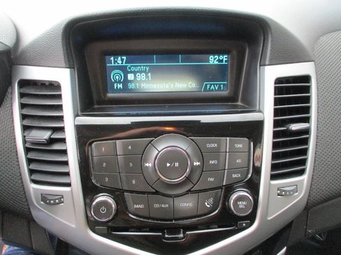 Used 2014 Chevrolet Cruze LT FWD image 27