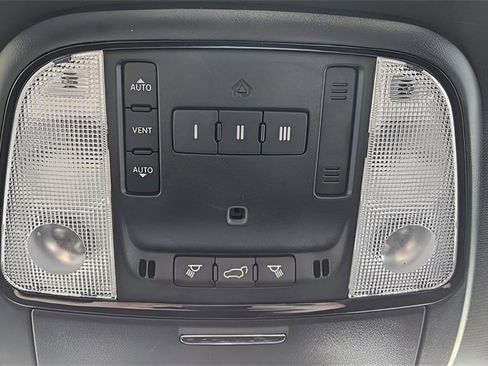 Used 2022 Dodge Durango R/T image 31