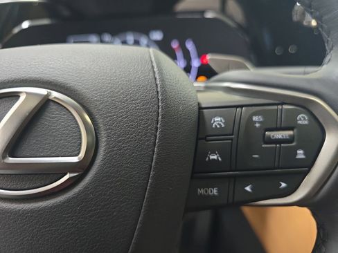 Used 2025 Lexus NX 250 FWD w/ Premium Package image 21