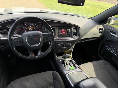 Used 2015 Dodge Charger SE w/ Power Sunroof Group image 13