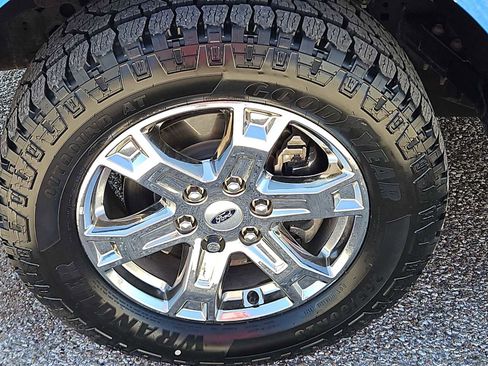 Used 2021 Ford F150 XLT w/ Equipment Group 302A High RWD image 12