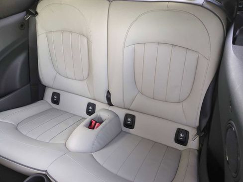 Used 2019 MINI Cooper S w/ Signature Upholstery Package image 19