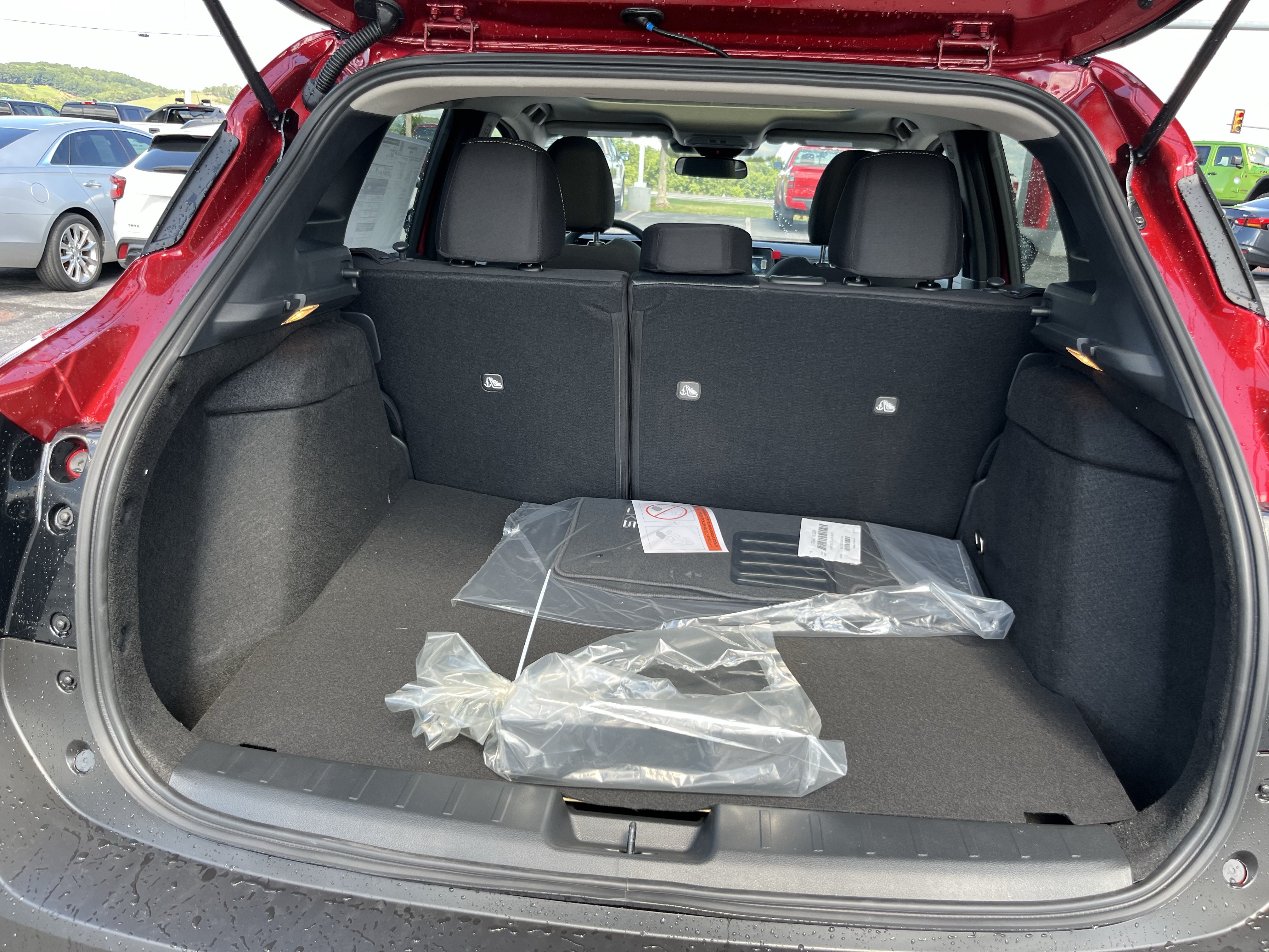 New 2026 Nissan Kicks SV w/ SV Premium Package AWD/4WD image 7