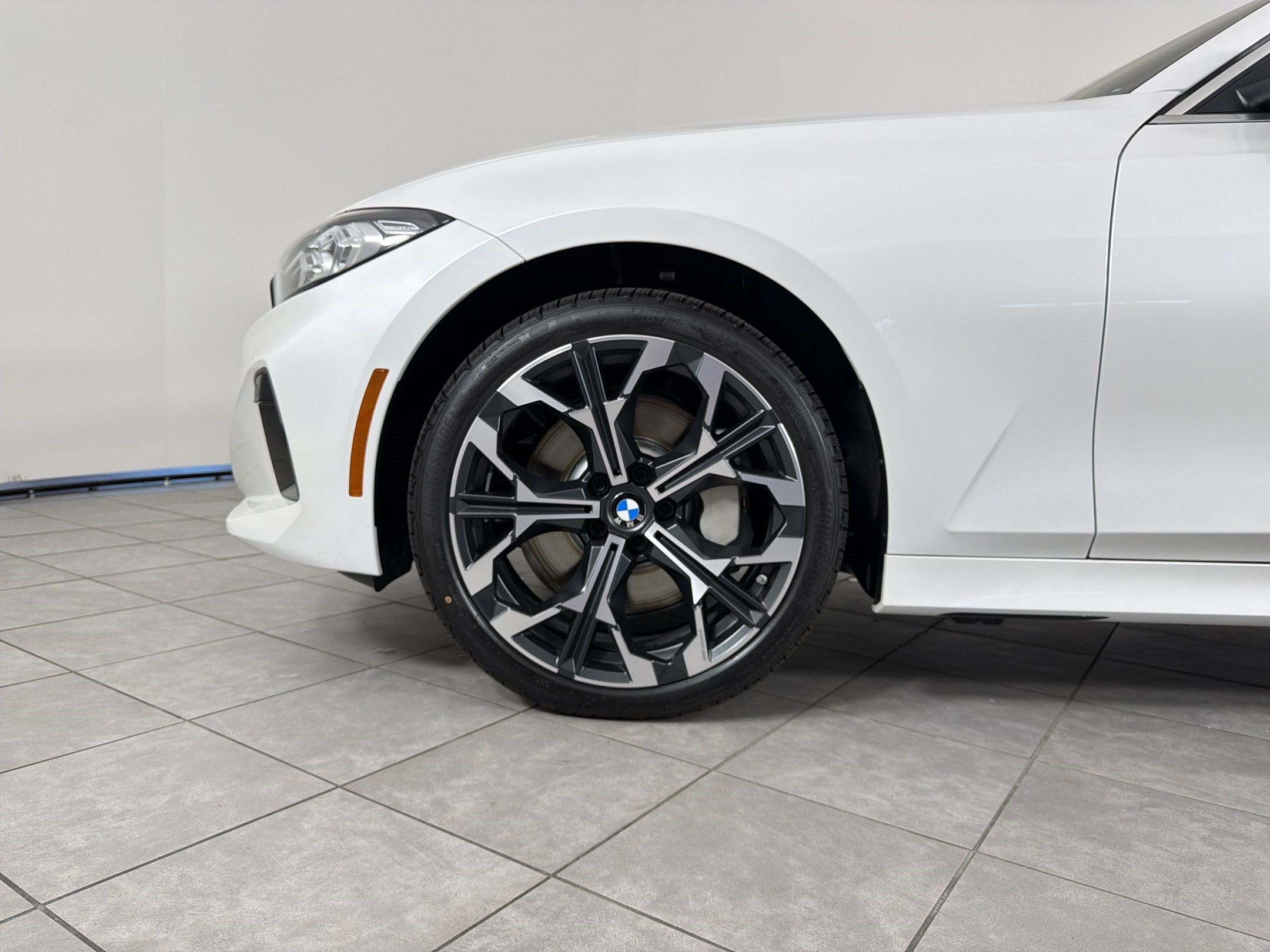 Used 2026 BMW 330i Sedan w/ Premium Package RWD image 11