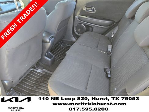 Used 2017 Honda HR-V EX image 29