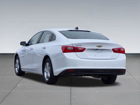 Used 2020 Chevrolet Malibu LS FWD image 4