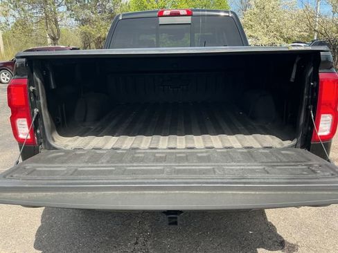 Used 2017 Chevrolet Silverado 1500 High Country AWD/4WD image 22