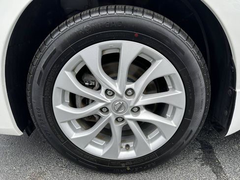 Used 2019 Nissan Sentra SV FWD image 65