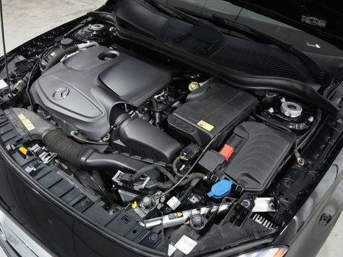 Used 2015 Mercedes-Benz GLA 250 4MATIC image 39
