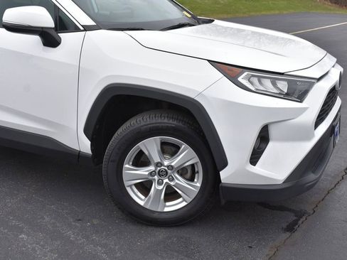 Used 2020 Toyota RAV4 XLE w/ XLE Grade Weather Package image 3