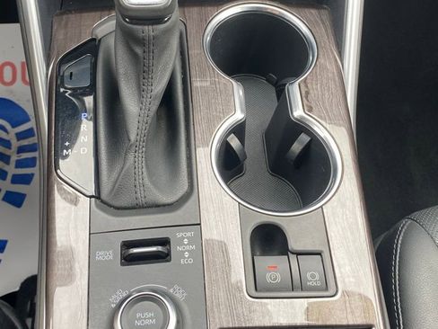 Used 2020 Toyota Highlander Platinum image 26