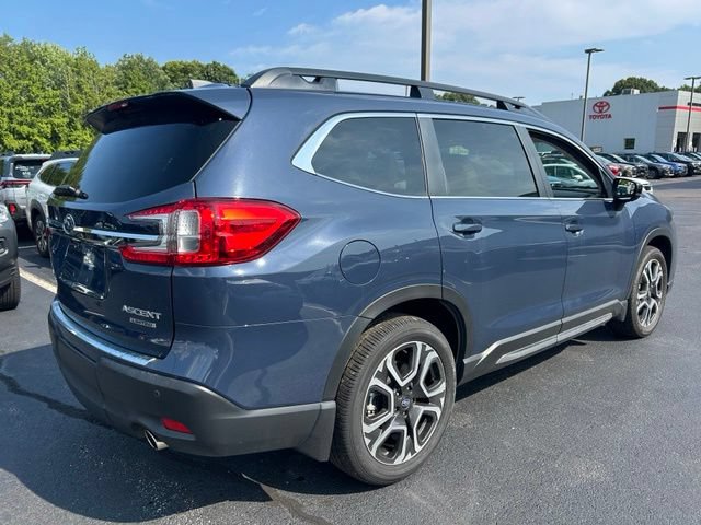 Used 2025 Subaru Ascent Limited w/ Popular Package #1 AWD/4WD image 4