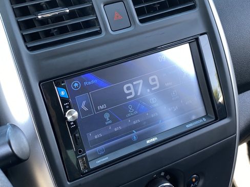 Used 2018 Nissan Versa SV FWD image 21
