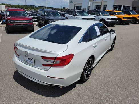 Used 2019 Honda Accord Sport image 5