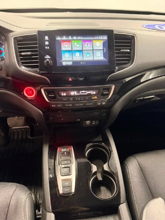 Used 2020 Honda Pilot Touring image 28