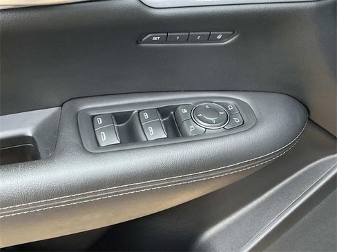 Certified 2024 Cadillac XT5 Premium Luxury image 13