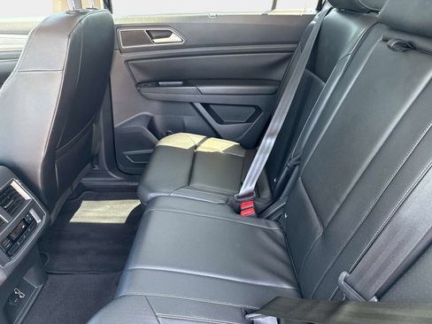 Used 2018 Volkswagen Atlas SE FWD image 14