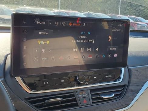 Used 2024 Nissan Altima 2.5 SL image 28