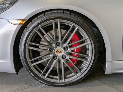 Certified 2024 Porsche 718 Boxster GTS RWD image 14