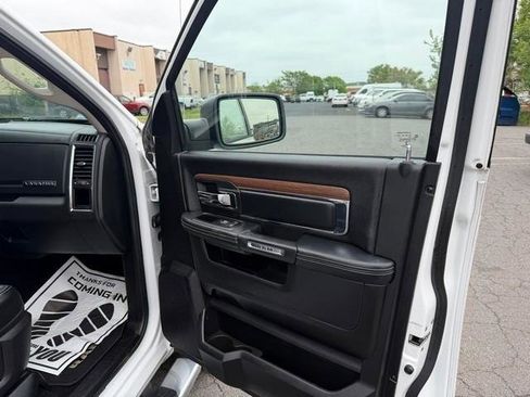 Used 2015 RAM 1500 Laramie w/ Convenience Group AWD/4WD image 13
