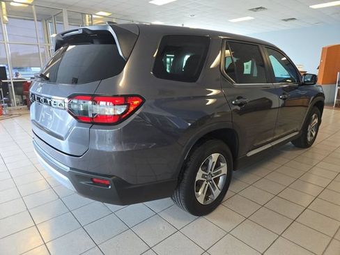 Used 2023 Honda Pilot EX-L image 8