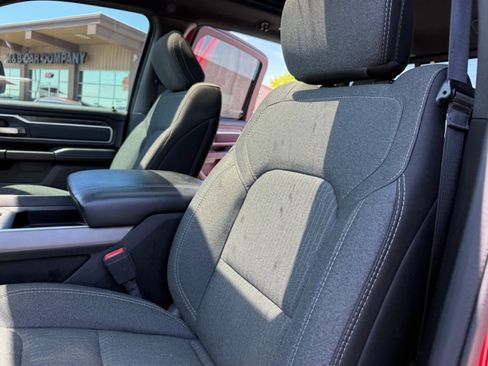 Used 2020 RAM 1500 Big Horn AWD/4WD image 30