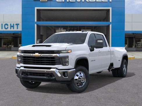 New 2026 Chevrolet Silverado 3500 LT image 6