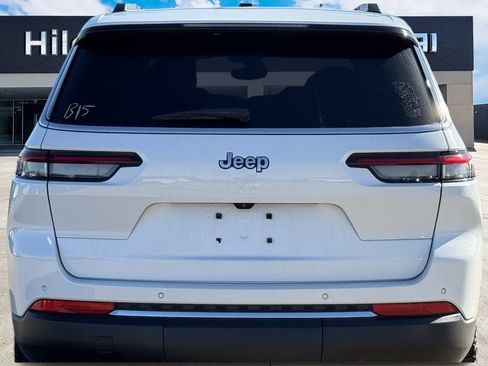 Used 2023 Jeep Grand Cherokee L Laredo image 6