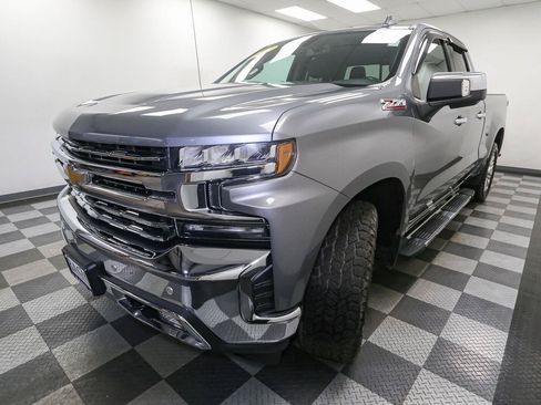 Used 2019 Chevrolet Silverado 1500 LTZ AWD/4WD image 4