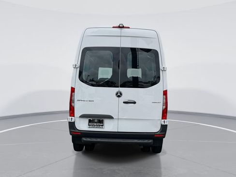 Used 2024 Mercedes-Benz Sprinter 3500 image 5