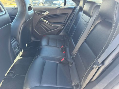 Used 2019 Mercedes-Benz CLA 250 image 23