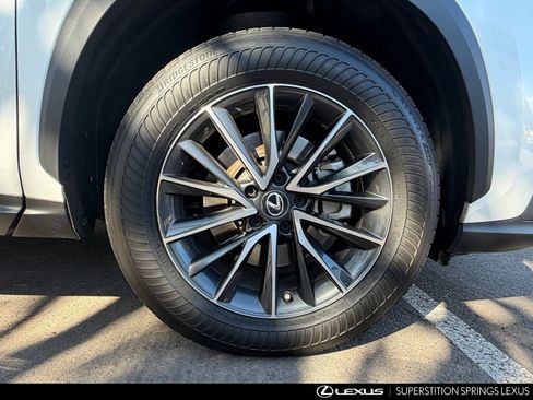 Used 2022 Lexus NX 350 350h Base image 9