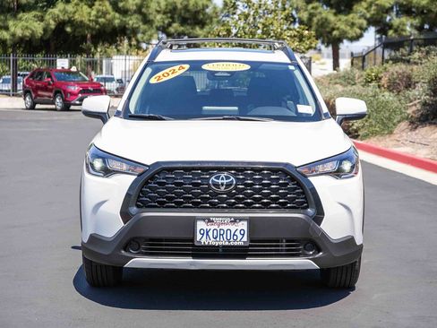 Certified 2024 Toyota Corolla Cross LE w/ Moonroof Package FWD image 2