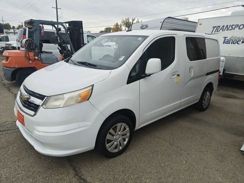 Used 2015 Chevrolet City Express LT w/ Technology Package image 3