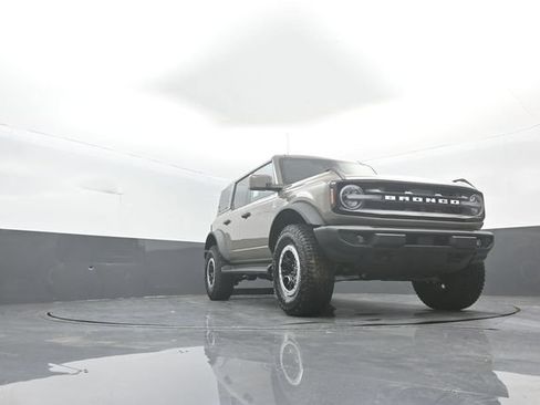 New 2026 Ford Bronco Outer Banks w/ Sasquatch Package AWD/4WD image 33