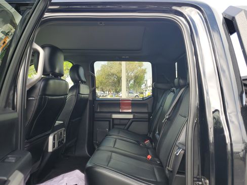 Used 2018 Ford F150 Lariat w/ Equipment Group 502A Luxury image 13