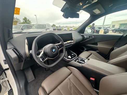 Certified 2025 BMW X3 xDrive30i w/ Premium Package AWD/4WD image 6