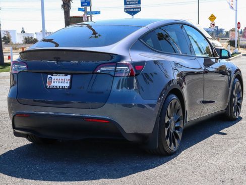Used 2021 Tesla Model Y Performance AWD/4WD image 7