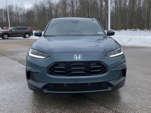 Used 2024 Honda HR-V Sport image 4