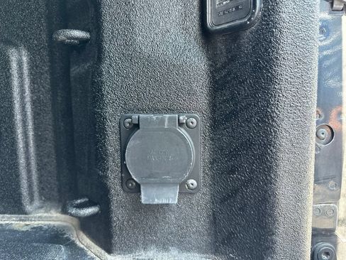 Used 2020 Chevrolet Silverado 1500 RST AWD/4WD image 8