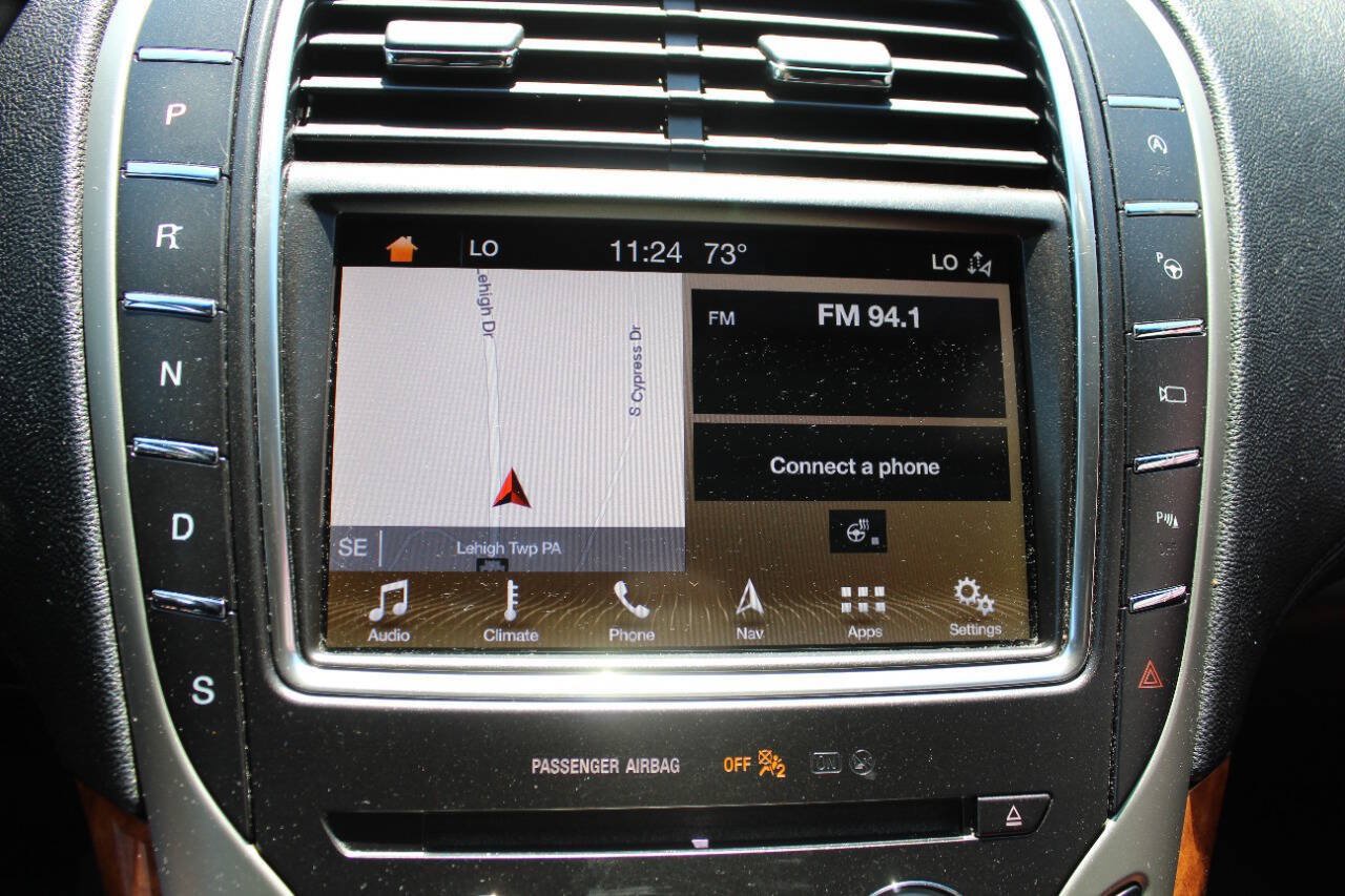 Used 2019 Lincoln Nautilus Reserve AWD/4WD image 12