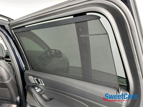 Used 2023 BMW X7 M60i w/ Executive Package image 47