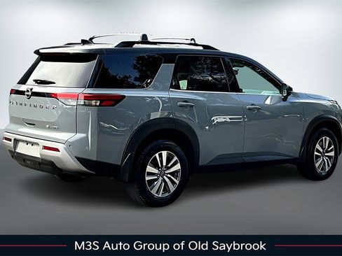 Certified 2022 Nissan Pathfinder SL image 6