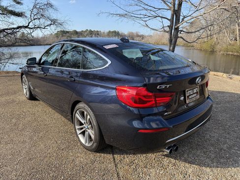 Used 2017 BMW 330i Gran Turismo xDrive image 5