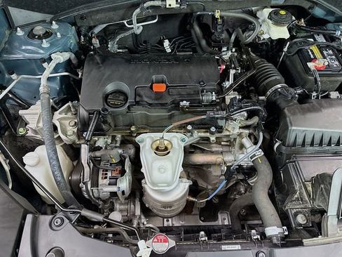 Used 2023 Honda HR-V LX image 29